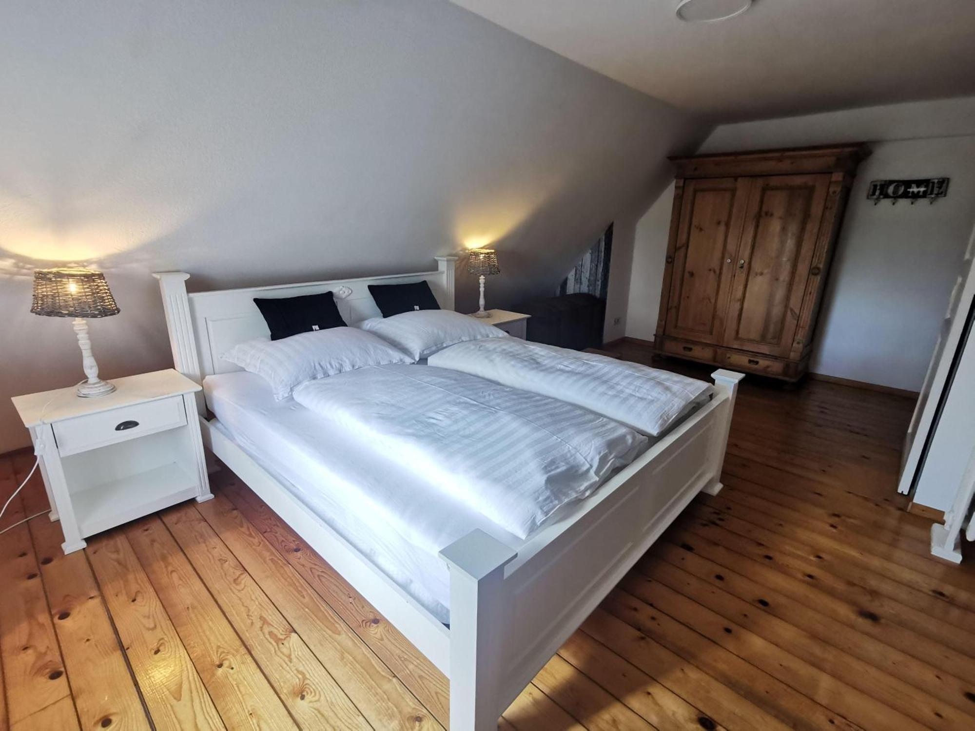 Ferienwohnung-Rungholt-Edomsharder-Hof-Nordstrand Exterior photo